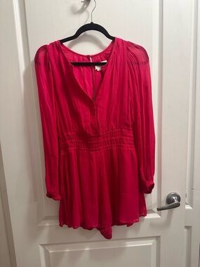 Women’s Pink Long-Sleeve V-Neck Romper